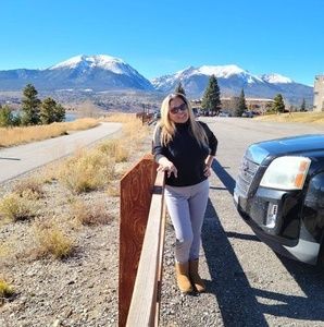 Meet your Posher, Maria patricia